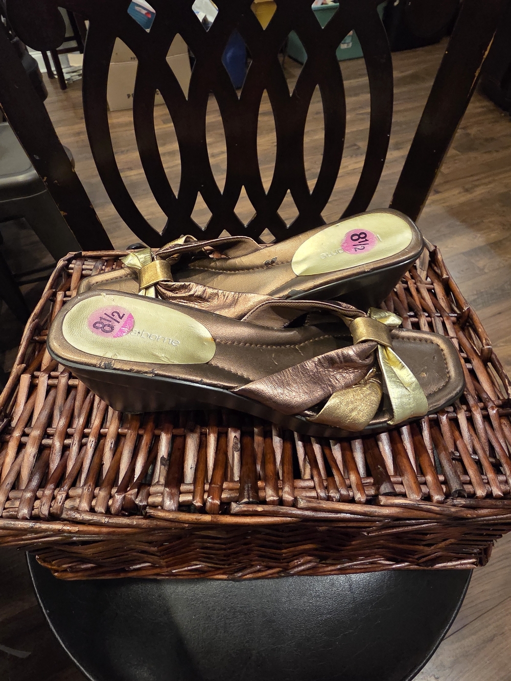 Liz Claiborne Metallic Bronze & Gold Wedge Sandals - Size 8½